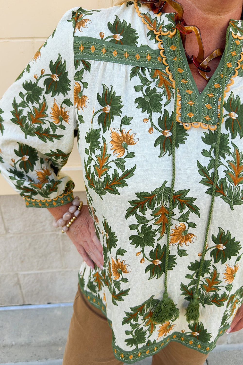 Green Plus Size Floral Print Tassel Tie 3/4 Sleeve Blouse